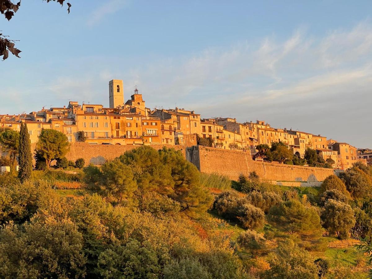 Bastide Les 3 Portes Сен-Поль-де-Ванс Екстер'єр фото